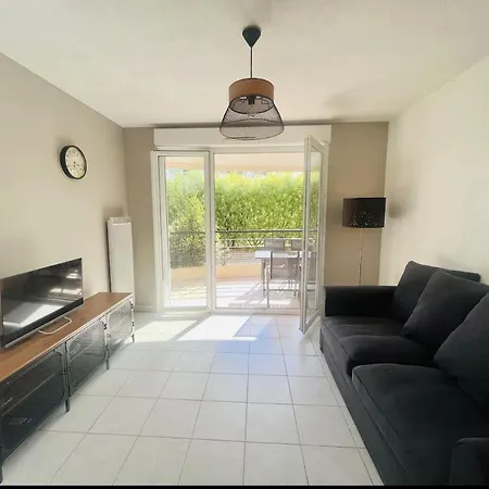 Appartement L’azureenne - 2/4 Pers Cosy, Spacieux Avec Piscine *